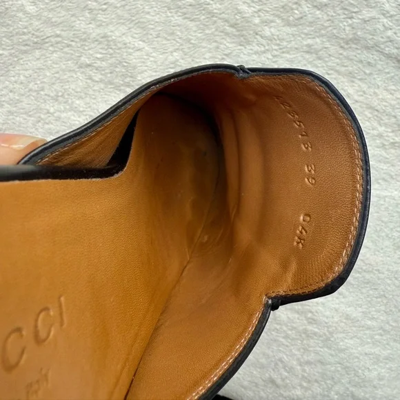 Gucci Women's Black Leather Loafers - Picture 7 of 9